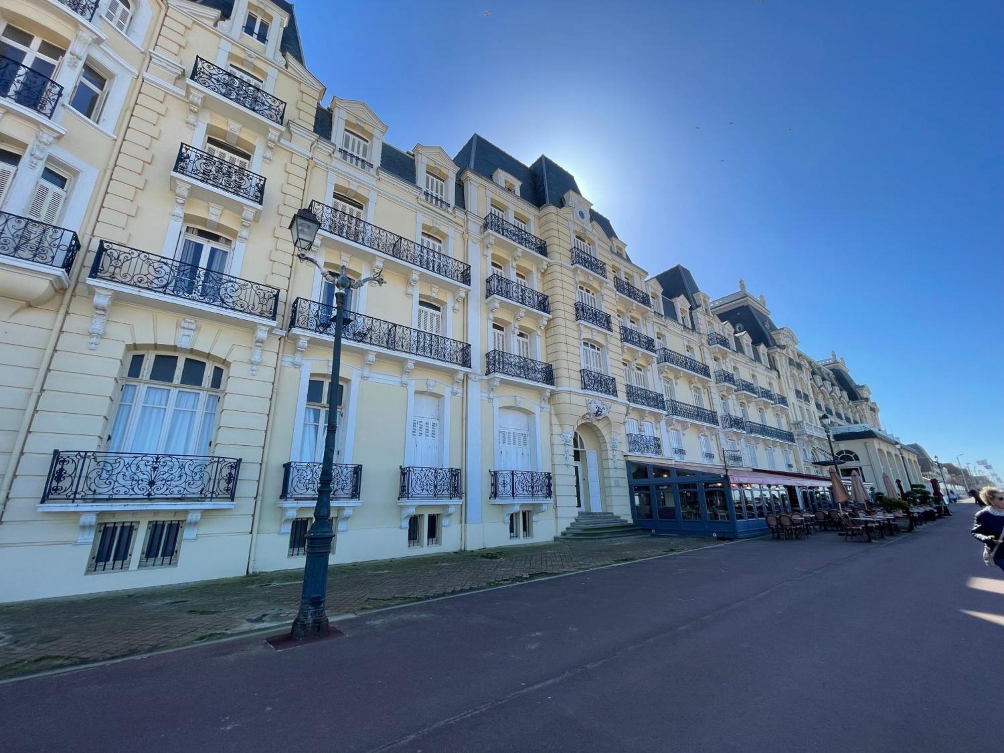 Pressoir De La Mare Superhote 12 Minutes De Cabourg Goustranville Exteriör bild